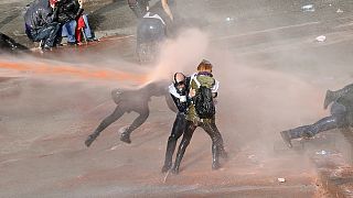 La police turque disperse des manifestants devant le Parlement à Ankara