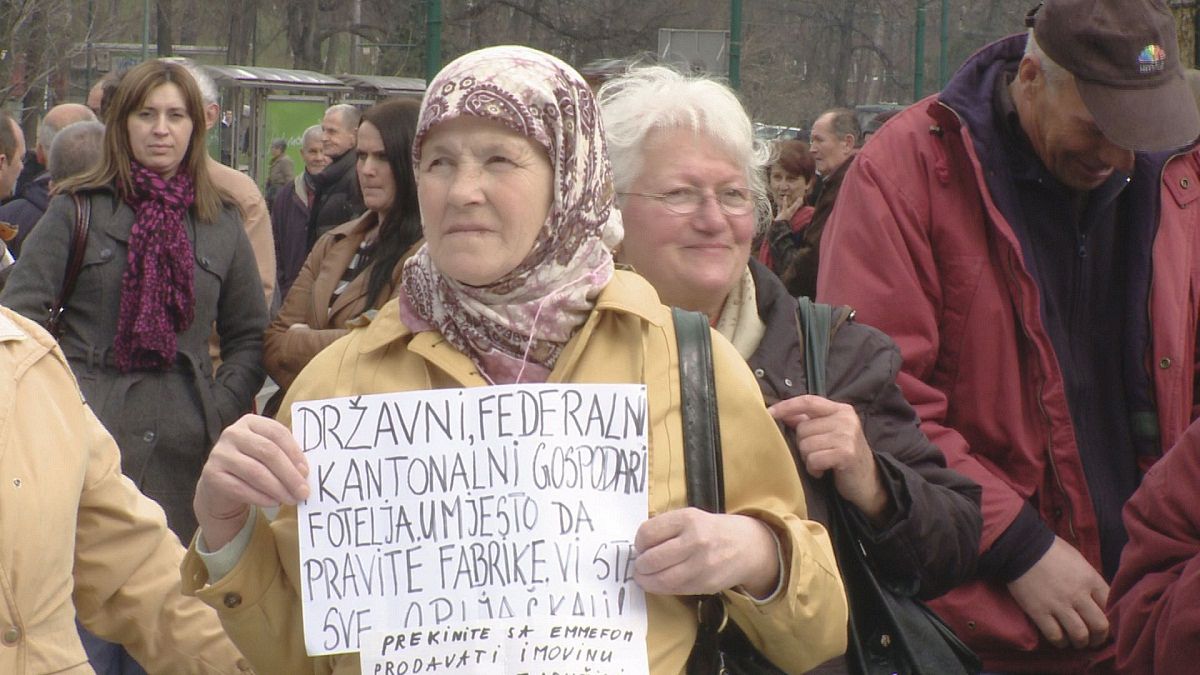 "Korrupció Boszniában: fizess, vagy kirúgunk"