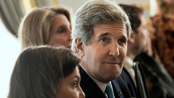 Kerry: nem szabad erőfitogtatással megoldani a krími helyzetet Kerry: nem szabad erőfitogtatással megoldani a krími helyzetet