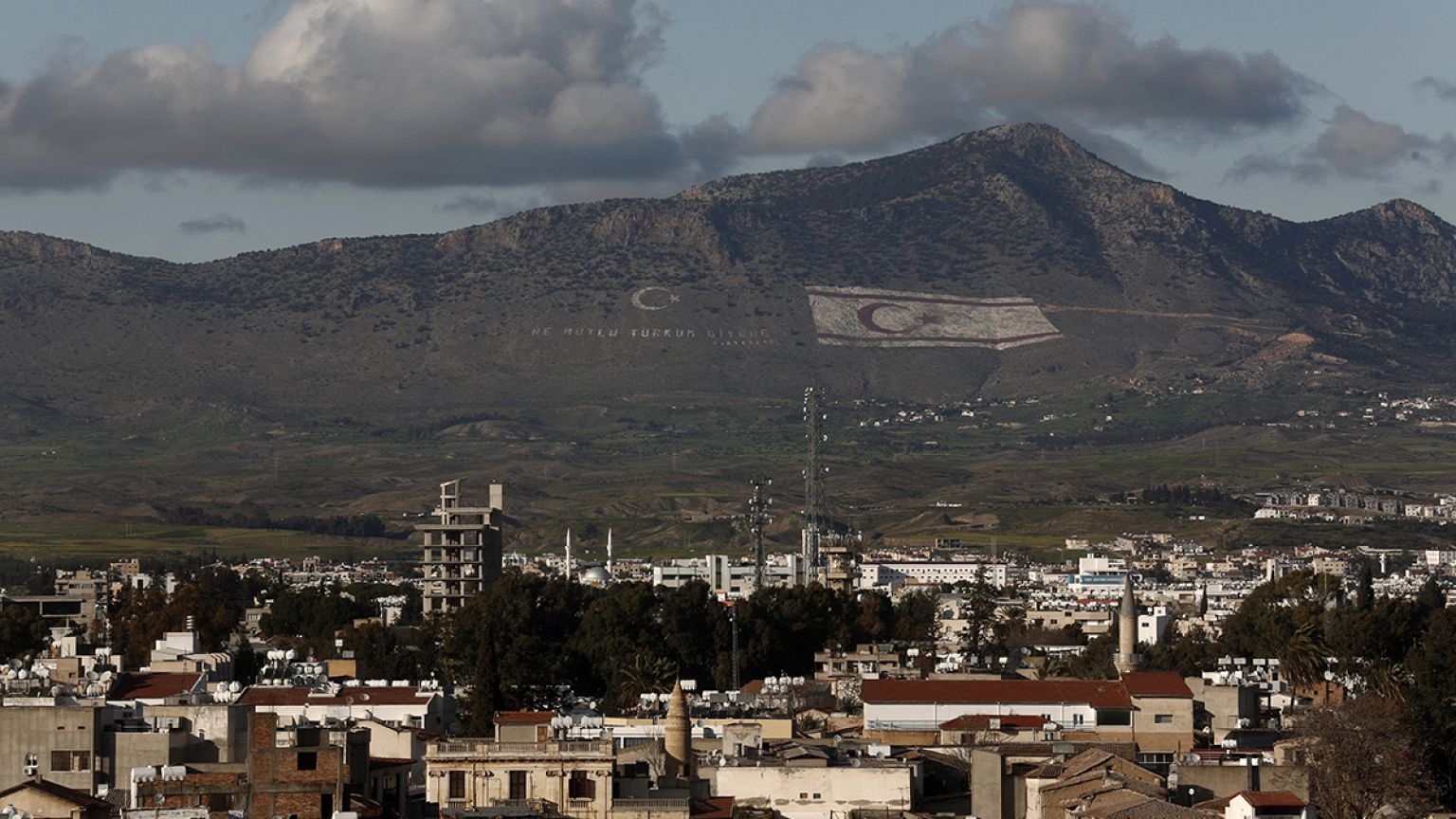 Κύπρος: Υποχρεωτικό μάθημα τα ελληνικά στα κατεχόμενα