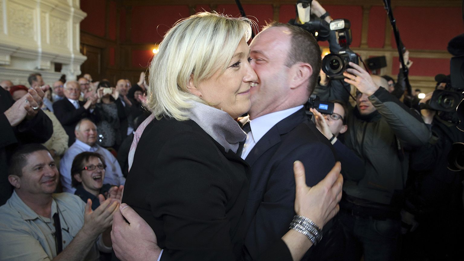 Von "Reporter ohne Grenzen" zu Marine Le Pen