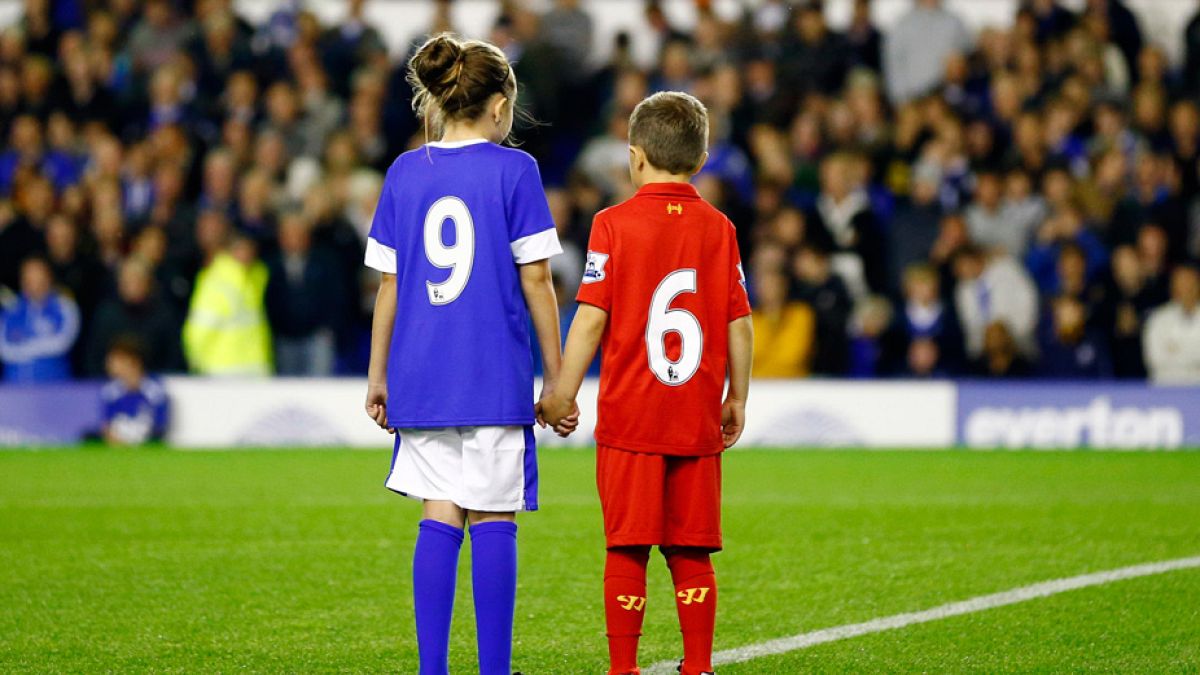 UK: Liverpool comes together to mark anniversary of Hillsborough football tragedy
