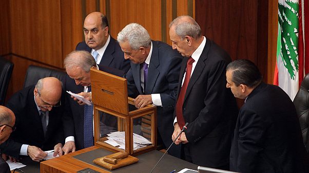 البرلمان اللبناني يفشل في انتخاب رئيس للجمهورية البرلمان اللبناني يفشل في انتخاب رئيس للجمهورية