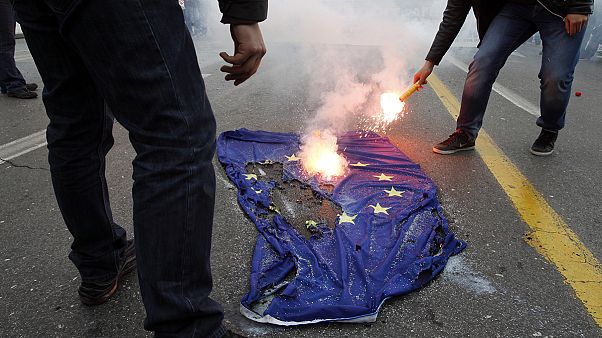 نگاهی به موقعیت منتقدان در انتخابات پارلمان اروپا نگاهی به موقعیت منتقدان در انتخابات پارلمان اروپا