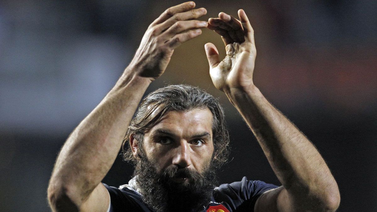 Rugby Former France forward Chabal to retire
