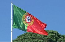 Portugal liberta-se da "troika" mas a luta continua
