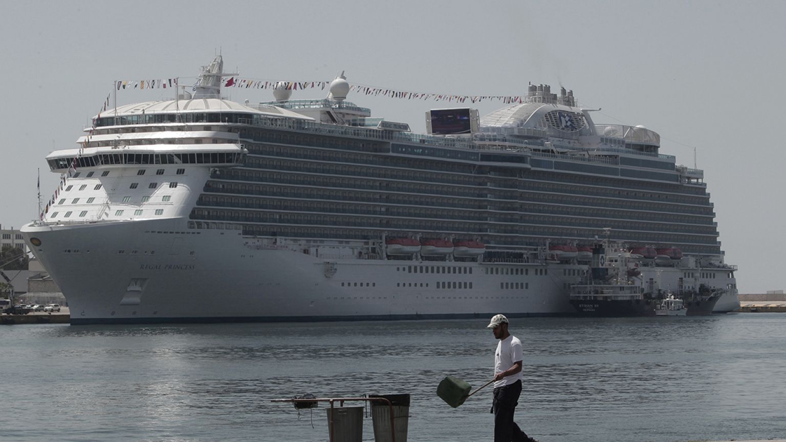 Στον Πειραιά το Regal Princess