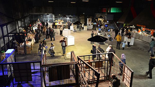 Armed pro-Russian separatists seize "decadent" cultural centre in Donetsk Armed pro-Russian separatists seize "decadent" cultural centre in Donetsk
