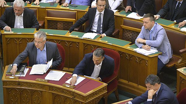 Külföldi mértékadó lapok írtak a magyar reklámadóról Külföldi mértékadó lapok írtak a magyar reklámadóról