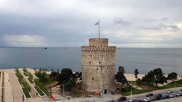 Στον Λευκό τον Πύργο πήρα τα φιλιά της και...μια selfie! Στον Λευκό τον Πύργο πήρα τα φιλιά της και...μια selfie!