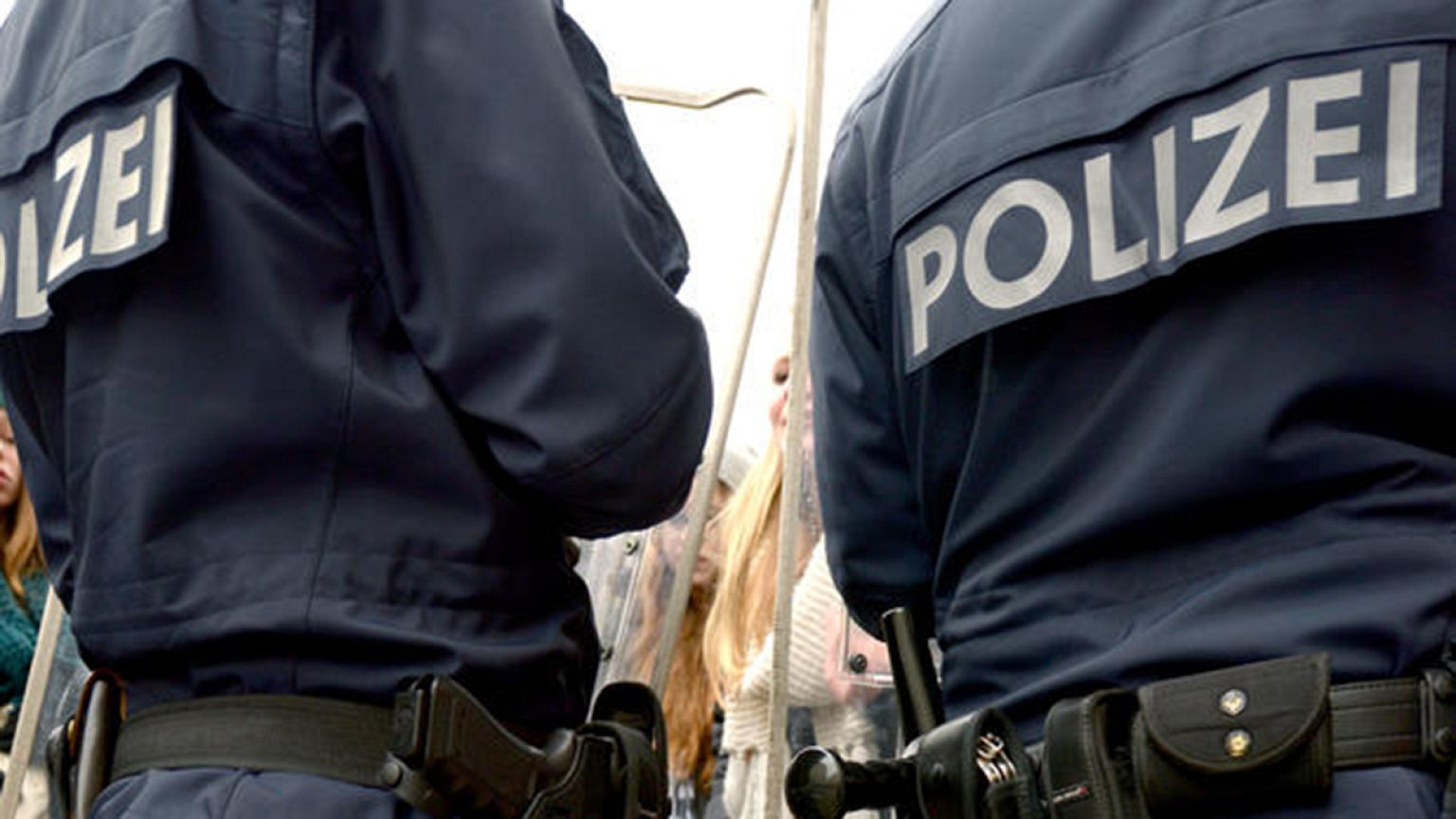 Εμπρηστική επίθεση σε ελληνικό διπλωματικό όχημα στο Βερολίνο