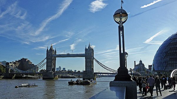 Héroïque : un joggeur saute dans la Tamise pour empêcher une noyade (vidéo) Héroïque : un joggeur saute dans la Tamise pour empêcher une noyade (vidéo)
