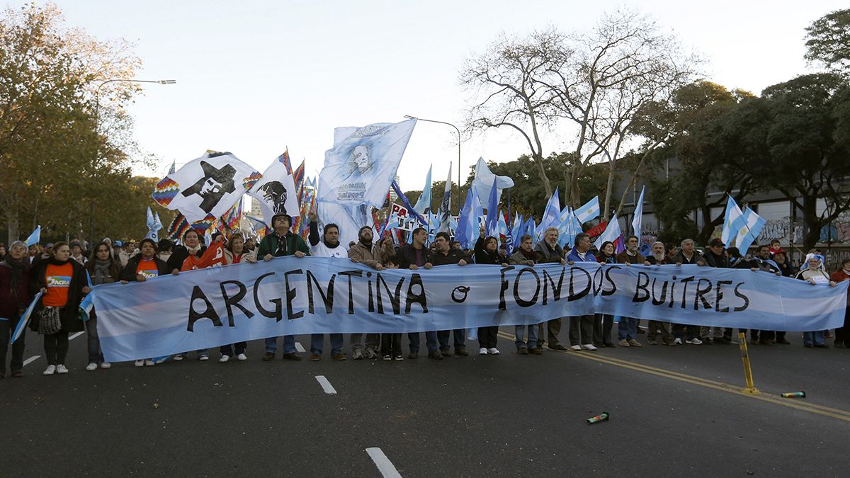 "Soit l'Argentine emprunte à nouveau pour payer les fonds spéculatifs soit elle trouve un mécène"