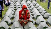Gyásznap Boszniában – a srebrenicai népirtás áldozataira emlékeznek