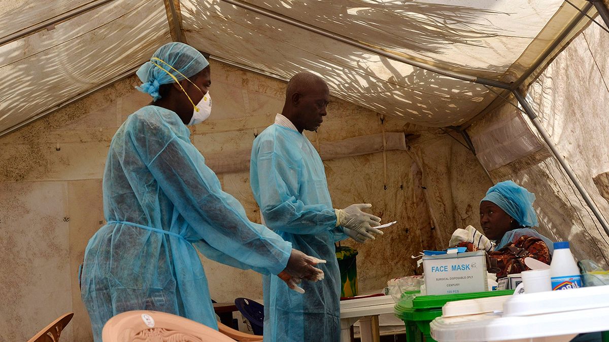 Megállíthatatlanul terjed az Ebola
