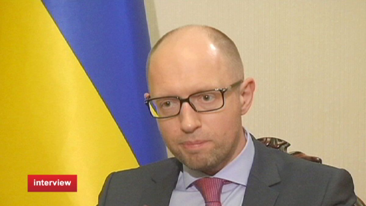 Yatseniuk: "Continuamos a acreditar que o objetivo final da Federação Russa é eliminar a Ucrânia"