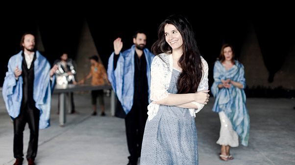 «Το ατλαζένιο γοβάκι» ανεβαίνει στο Φεστιβάλ Αθηνών «Το ατλαζένιο γοβάκι» ανεβαίνει στο Φεστιβάλ Αθηνών