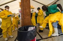 دليل تدابير الوقاية من حمى ايبولا النزفية