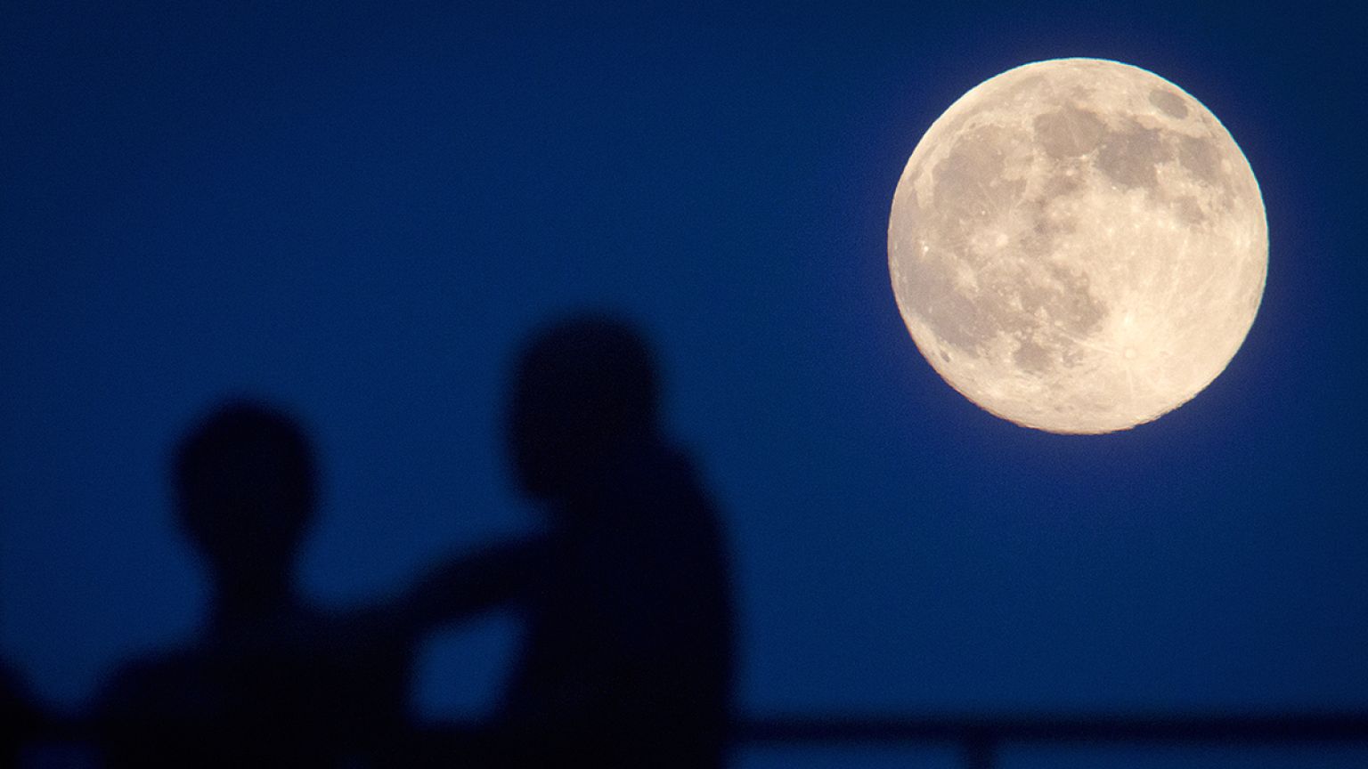 Une « super lune » encore plus super ce dimanche !