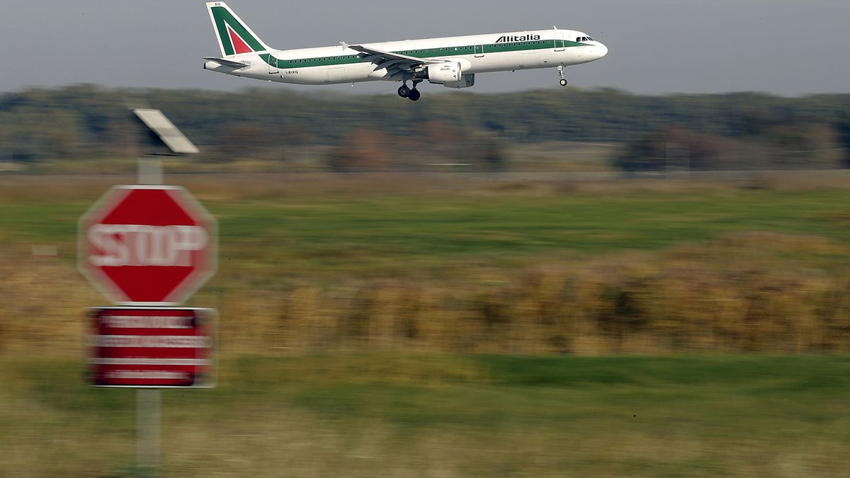 «Έκλεισε» η συμφωνία Alitalia και Etihad