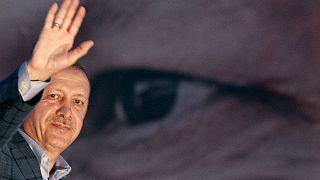 Erdogan gana las elecciones presidenciales en la primera vuelta