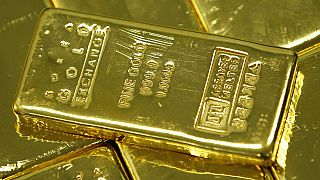 France: workers 'stole €900,000 of gold' they found during renovations