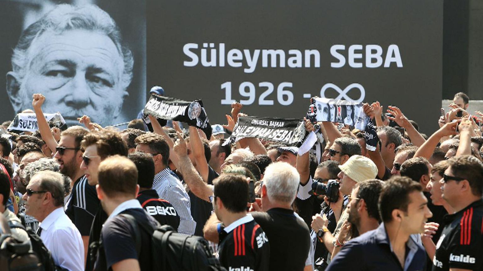 Süleyman Seba’ya veda