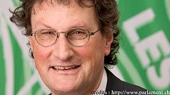 Suisse : un maire suspendu pour des "selfies nus"
