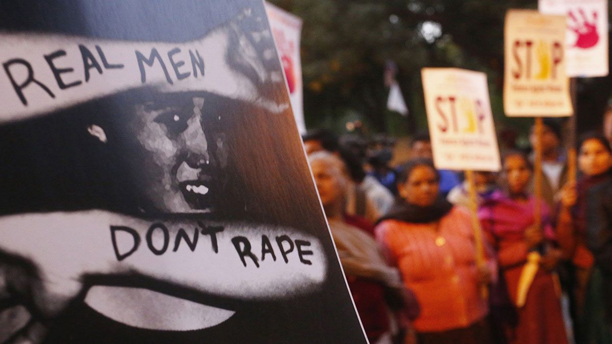 India: ourage over senior minister's Delhi bus gang rape remarks