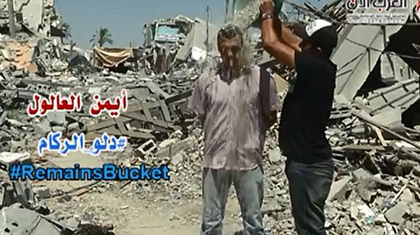 Le « Rubble Bucket Challenge » en signe de solidarité avec les gazaouis Le « Rubble Bucket Challenge » en signe de solidarité avec les gazaouis