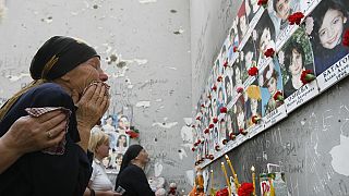Relembrar o massacre na escola de Beslan dez anos depois