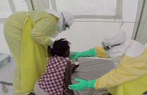 Вирус Эбола: число инфицированных растет