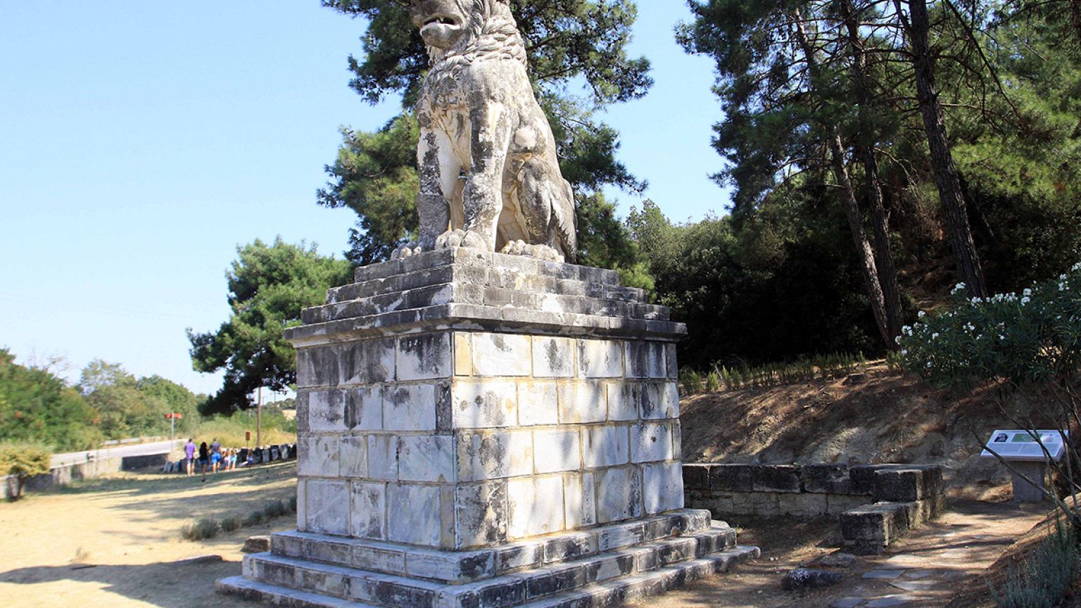 Αμφίπολη: Ο τύμβος έχει τη δική του ιστορία, από τον Λέοντα στις Καρυάτιδες