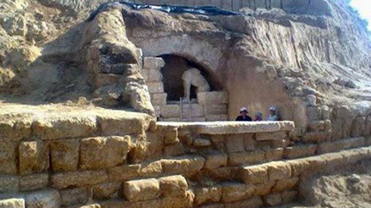 Περιστέρη: Mιλάνε διάφοροι για την Αμφίπολη για να αντλήσουν φήμη