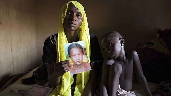 Enlèvement des lycéennes au Nigéria : 6 mois après, tout le monde s'en fout !? Enlèvement des lycéennes au Nigéria : 6 mois après, tout le monde s'en fout !?