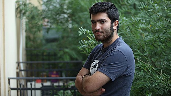 Μπένιαμιν Νεματί Μογκάνταν: «Η Ελλάδα είναι σαν το Ιράν αλλά μ' έναν... ευρωπαϊκό τρόπο» Μπένιαμιν Νεματί Μογκάνταν: «Η Ελλάδα είναι σαν το Ιράν αλλά μ' έναν... ευρωπαϊκό τρόπο»