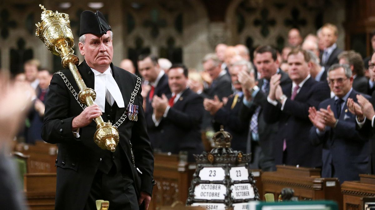MPs praise 'fearless' sergeant who led charge against Ottawa gunman