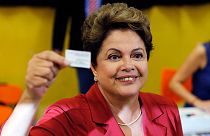 Brasil: Dilma Rousseff vence Aécio e é reeleita Presidente