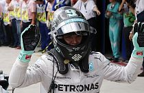 Rosberg még reménykedhet, Márquez rekorder