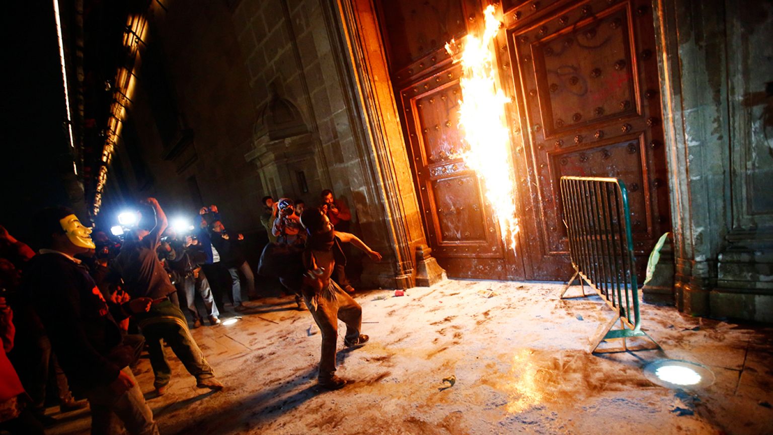 Η Σφαγή των Αθώων – Ένα απάνθρωπο έγκλημα στη «χώρα» των ναρκωτικών
