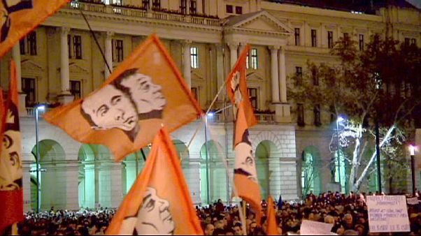 Hungarians hold 'public outrage day' protests Hungarians hold 'public outrage day' protests