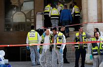 Escalada de violência em Jerusalém: seis mortos numa sinagoga
