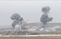 Koalisyon güçleri Kobani'yi havadan vurmaya devam ediyor