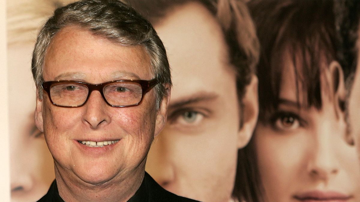 Award-winning director Mike Nichols dies at 83