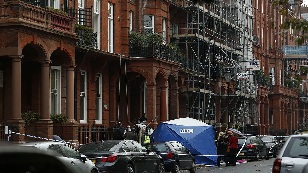 Two dead after sofa hoist goes wrong in London