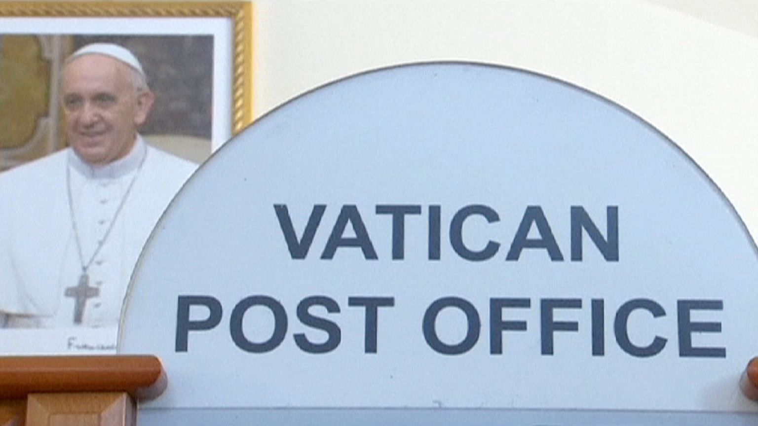 Papst-Lotterie: Panama-Hut vom Pontifex gefällig?