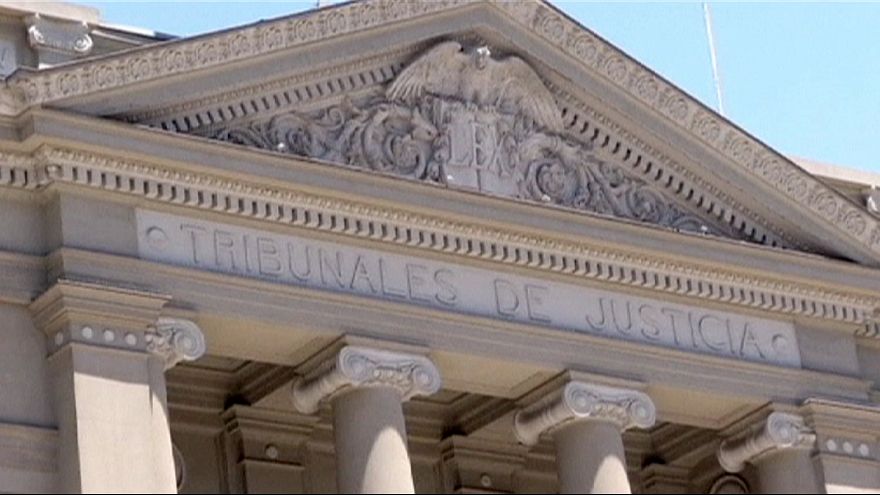 Torturadores do pai de Bachelet condenados no Chile