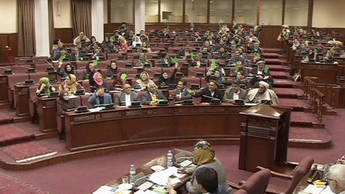 Afghanistan MPs approve security deal