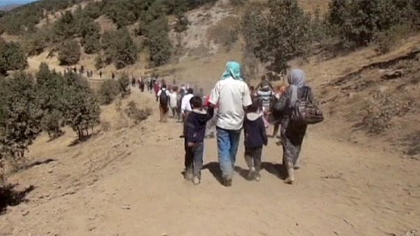 Όπλα στους Γιαζιντίτες υποσχέθηκε η Ιρακινή κυβέρνηση Όπλα στους Γιαζιντίτες υποσχέθηκε η Ιρακινή κυβέρνηση