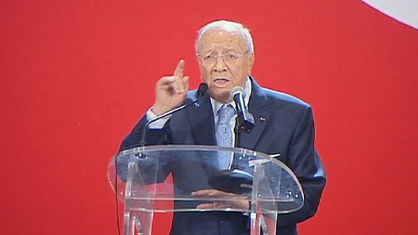 Túnez: duelo de veteranos en la segunda vuelta de las elecciones Túnez: duelo de veteranos en la segunda vuelta de las elecciones